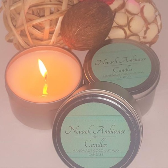 Hand-poured highly scented coconut wax candles 8oz - Picture 1 of 4